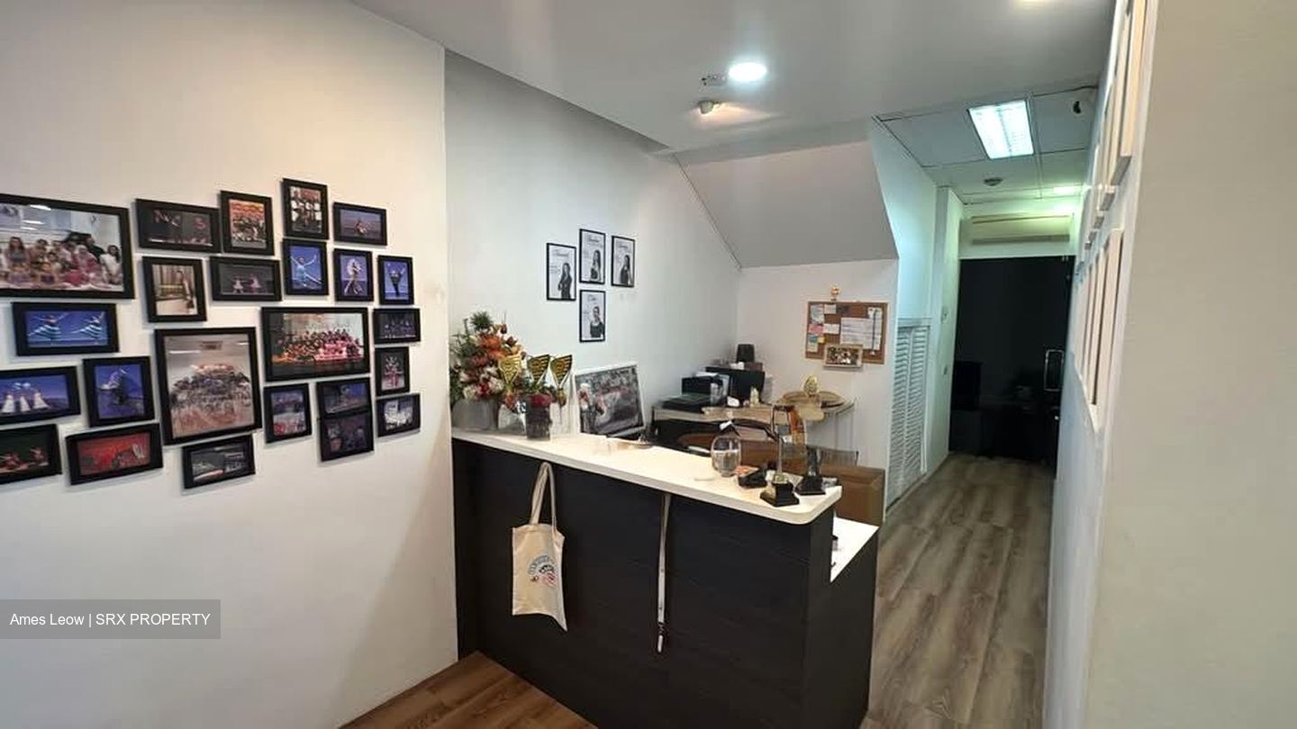 Telok Blangah House (D4), Office #552009781